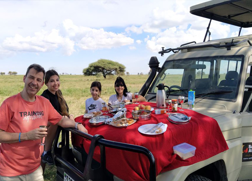  TARANGIRE PARK + SERENGETI PARK + NGORONGORO PARK